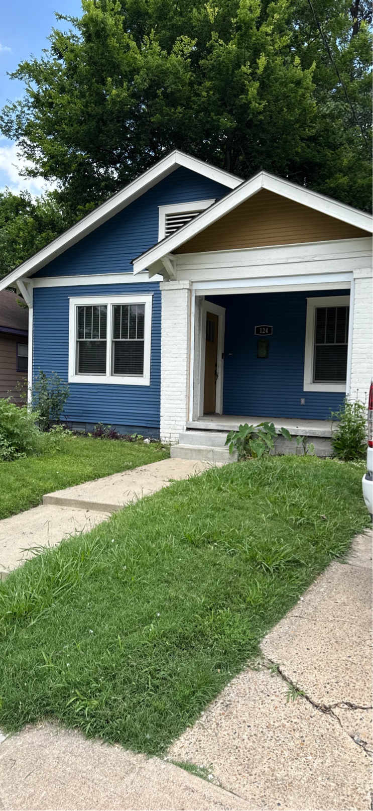124 Melrose Circle